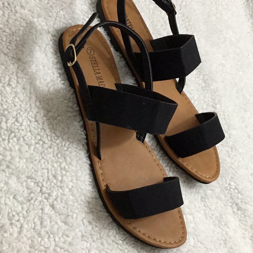 Sandals - Picture 3 of 3